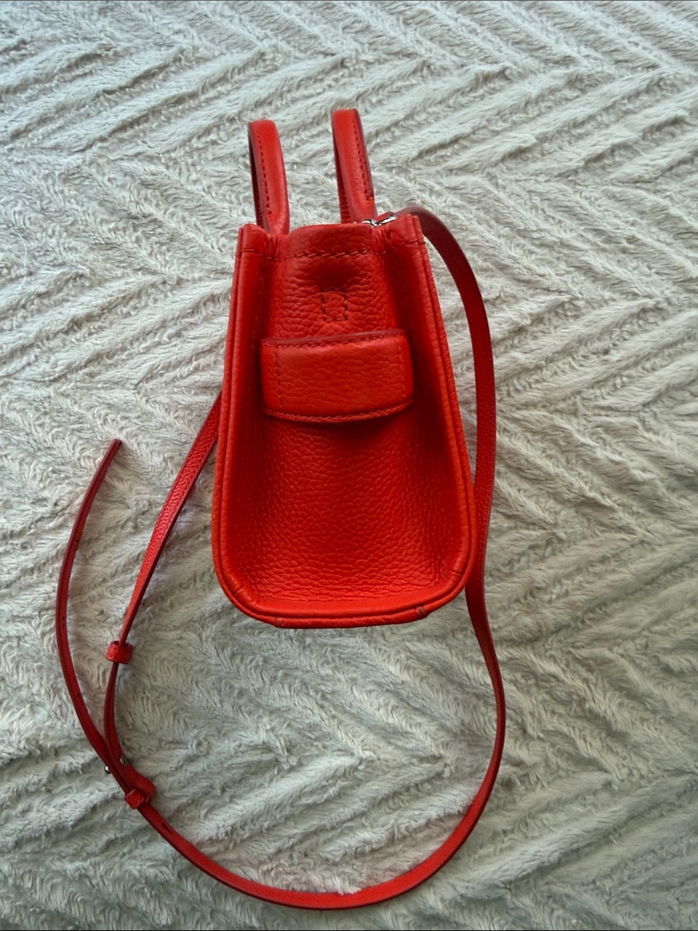Marc Jacobs Red Mini Tote Crossbody - Picture 2 of 7